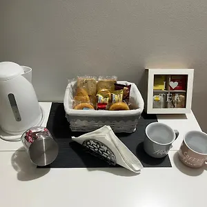 https://cherrys-house-milano.italymilanhotels.net